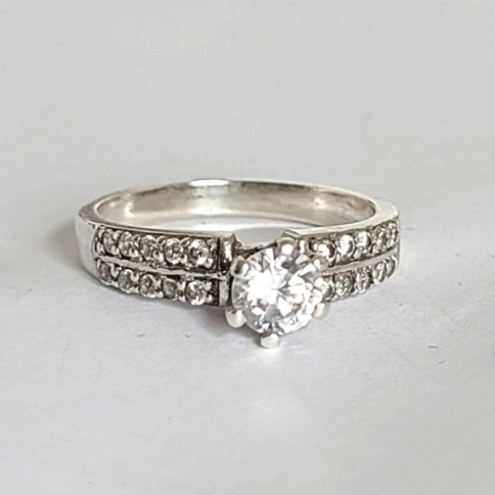 Vintage CZ Pave Crystal Prong Set 2 Row Sterling Silver Band Ring